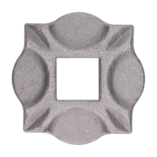 pätka kovaná 100x100x10mm, otvor 30x30mm, bez povrchovej úpravy